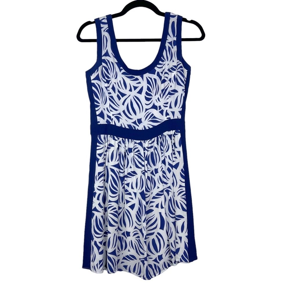 Lilly Pulitzer Size 4 Fit and Flare Irene Need My Shades Dress Blue